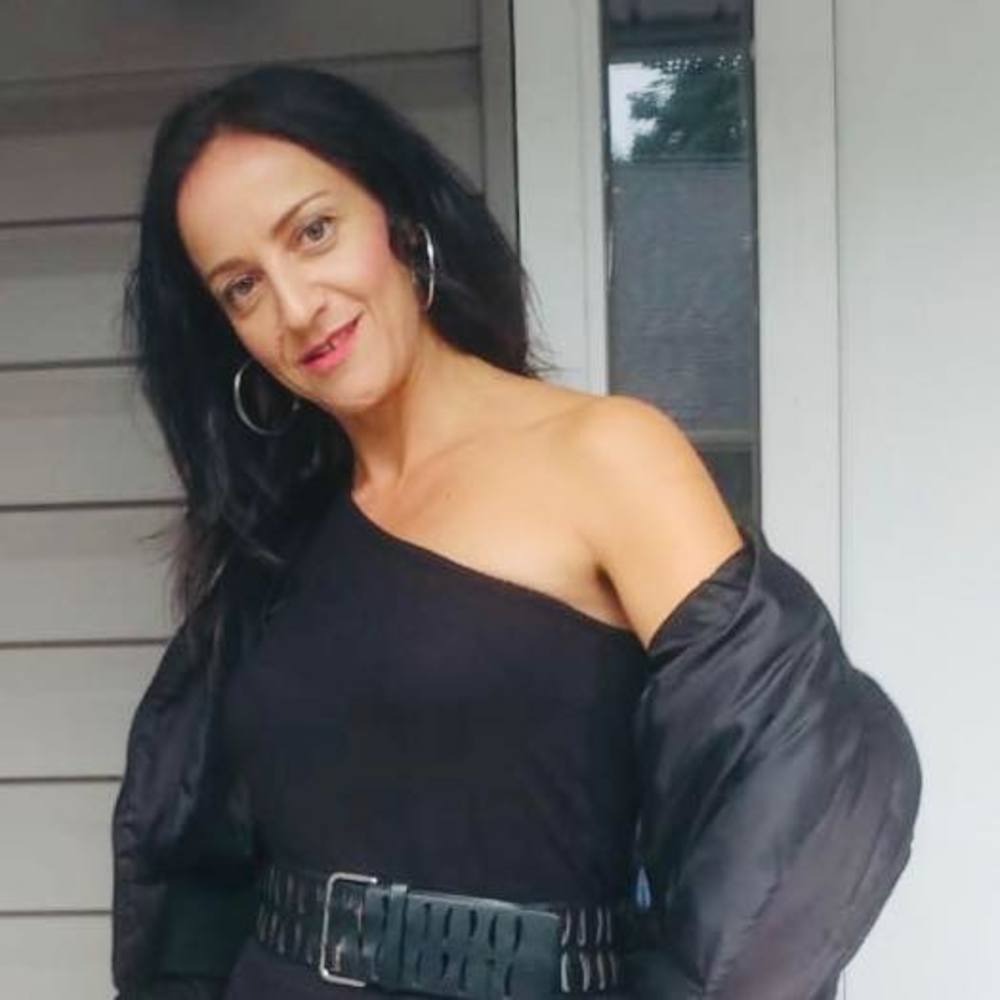 Meet your Posher, Inna